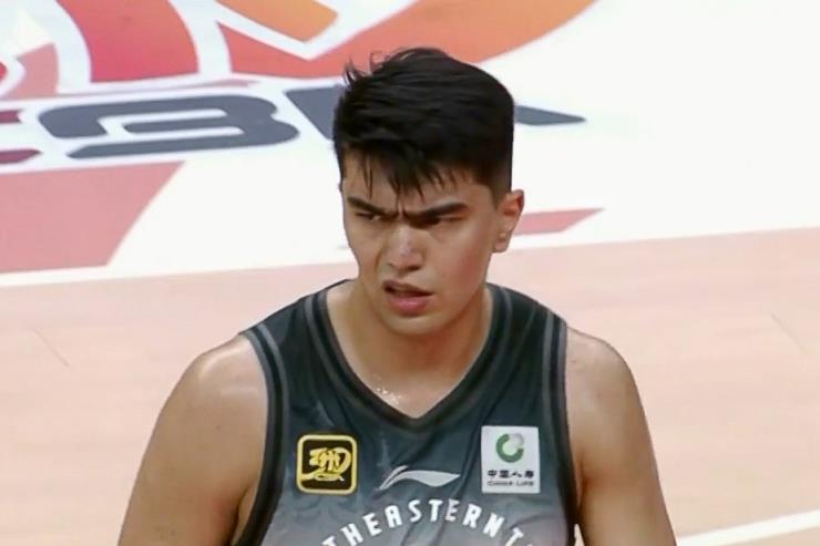 相當高效！魯吐布拉出戰(zhàn)19分鐘 7中5貢獻14分10籃板